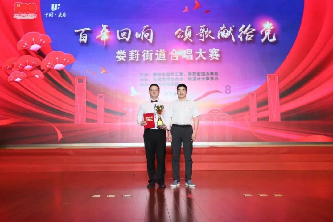 深度交流,探索塑料椅中间为什么要开个洞?之旅